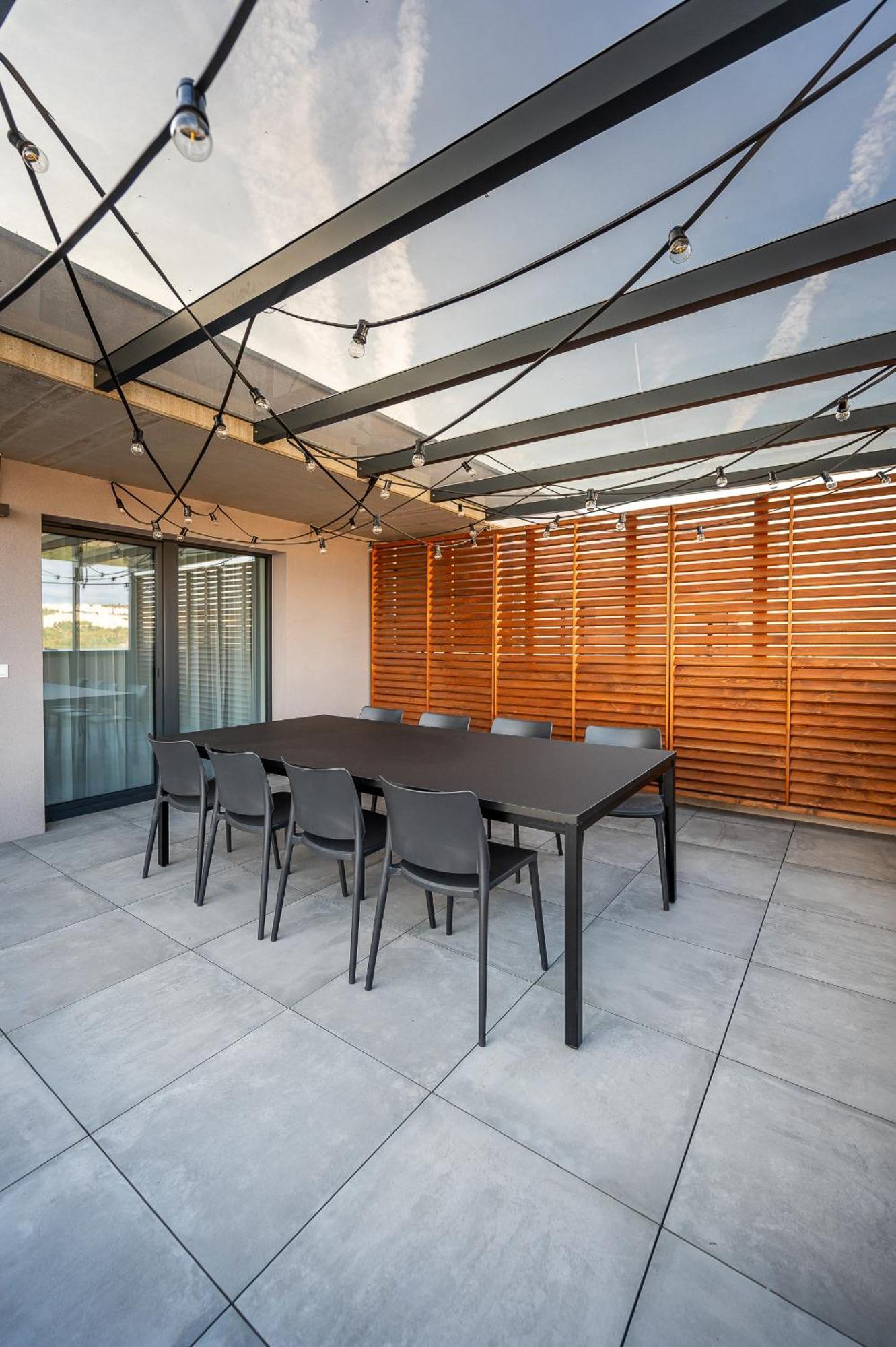 Skyluxe Old Town Penthouse Apartment Kosice
